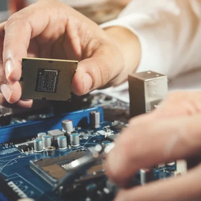 Najczęstsze usterki laptopów – i jak ich uniknąć